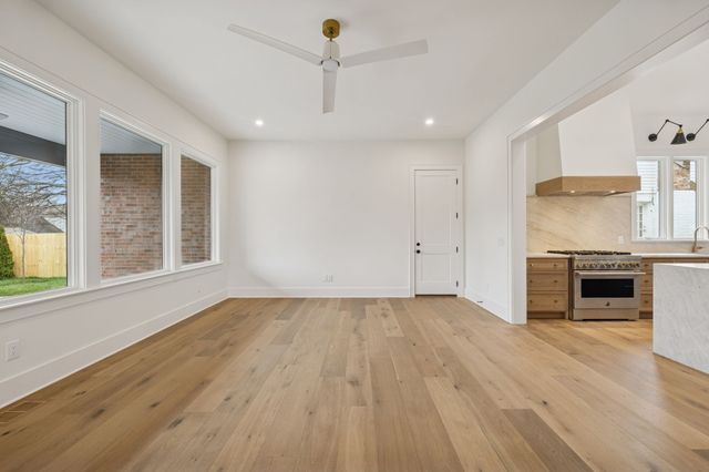 1130 Winding Way, Nashville, TN 37216