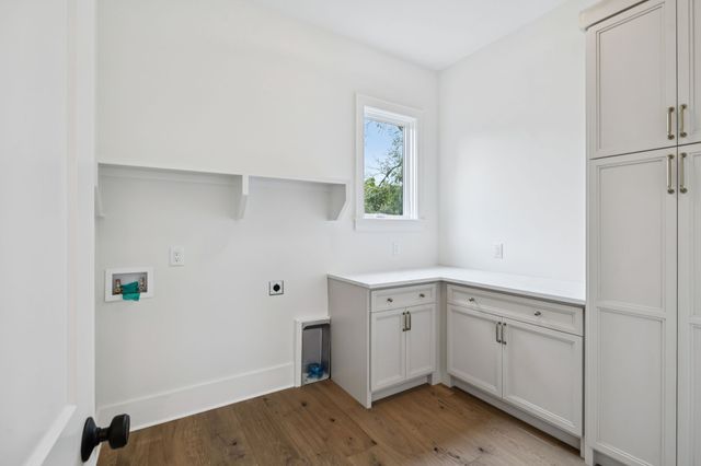 1130 Winding Way, Nashville, TN 37216