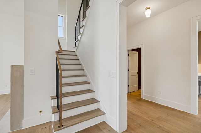 1130 Winding Way, Nashville, TN 37216