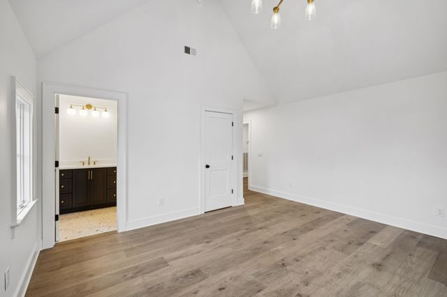 1130 Winding Way, Nashville, TN 37216