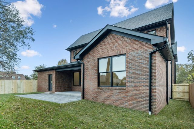 1130 Winding Way, Nashville, TN 37216