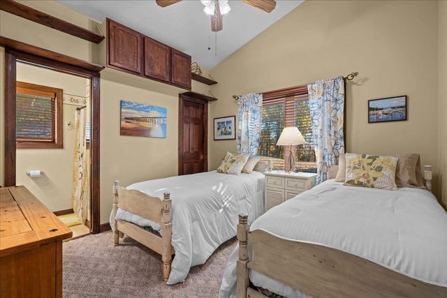 156 Overlook Drive, Pickens, SC 29671