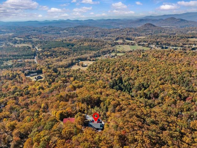 156 Overlook Drive, Pickens, SC 29671