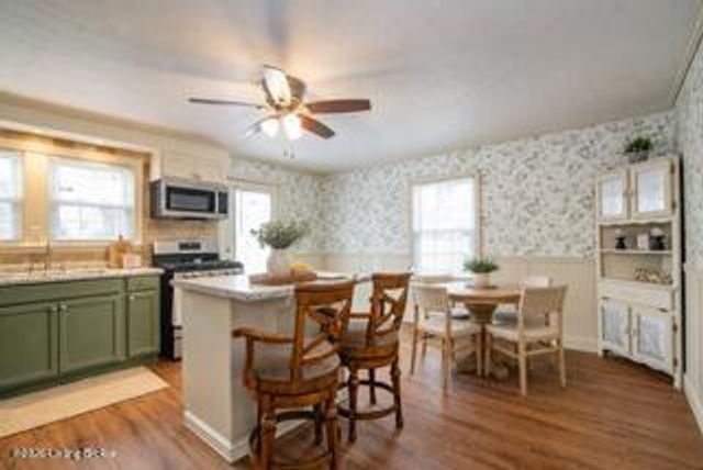 1406 Lillian Ave, Louisville, KY 40208