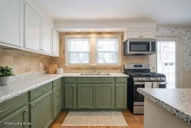 1406 Lillian Ave, Louisville, KY 40208