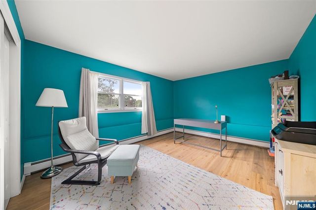 141 Hiawatha Boulevard, Oakland, NJ 07436