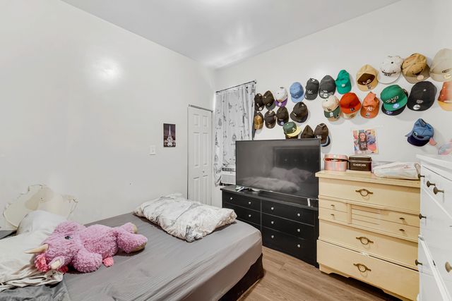 5744 S Green Street, Chicago, IL 60621