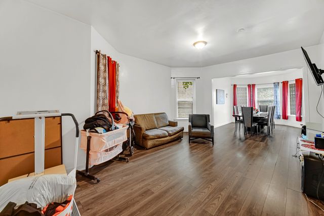 5744 S Green Street, Chicago, IL 60621