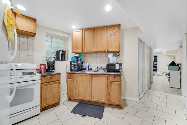 5744 S Green Street, Chicago, IL 60621