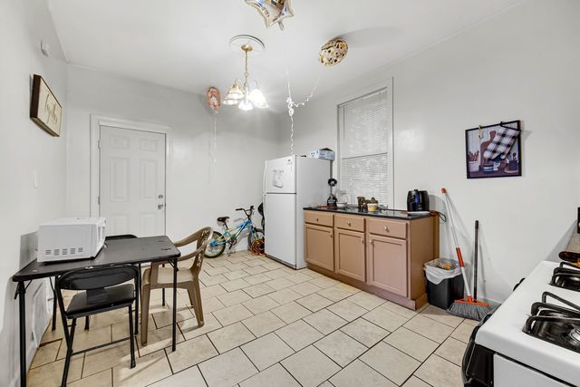 5744 S Green Street, Chicago, IL 60621
