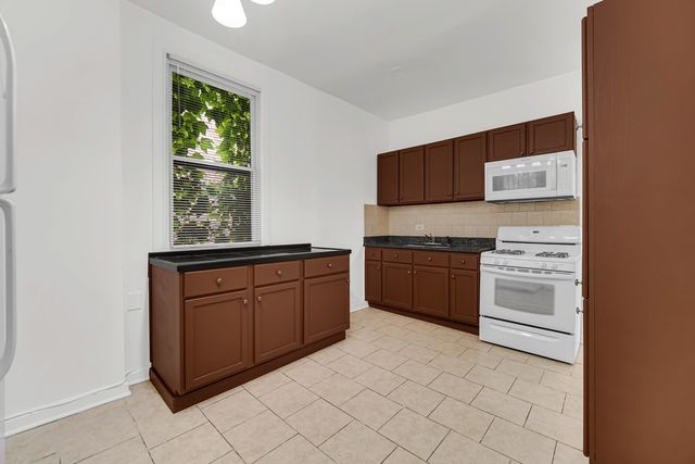 5744 S Green Street, Chicago, IL 60621