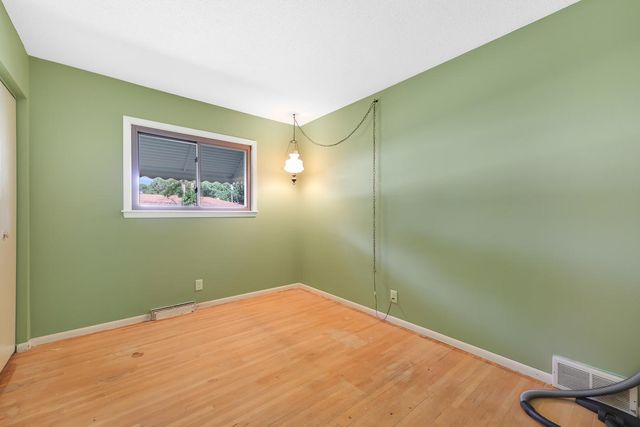 999 Overton Drive NE, Fridley, MN 55432