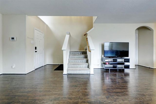 19846 Byron Meadows Drive, Katy, TX 77449