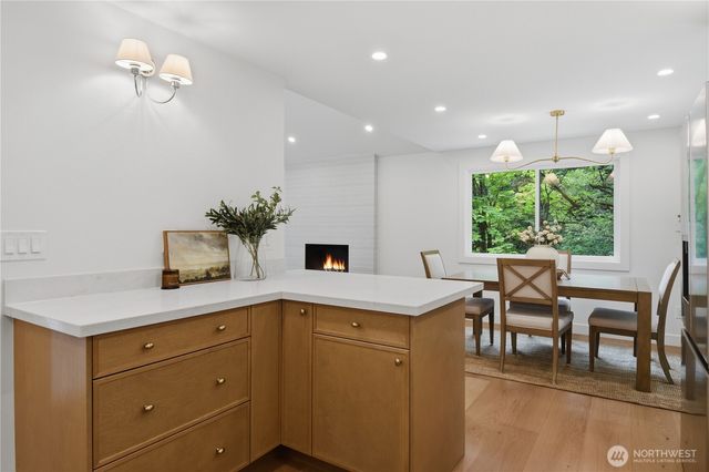 17102 NE 84th St, Redmond, WA 98052