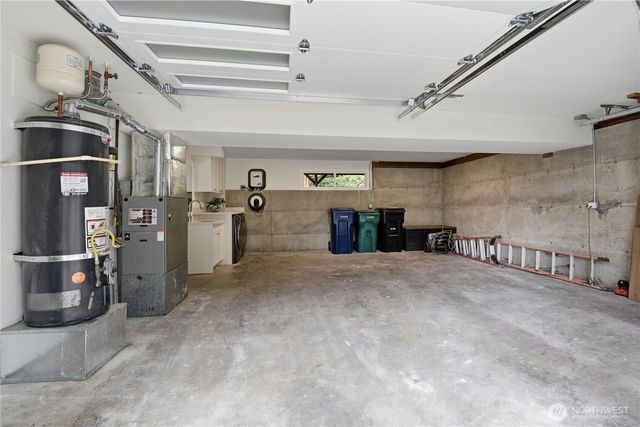 17102 NE 84th St, Redmond, WA 98052