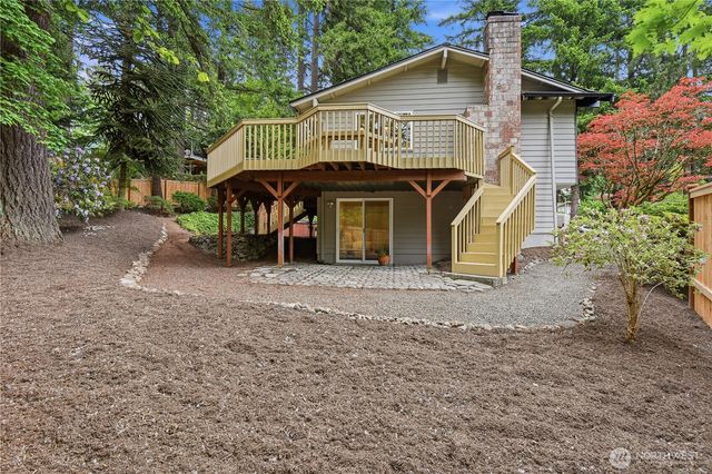 17102 NE 84th St, Redmond, WA 98052