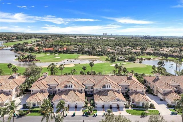 3970 Deer Crossing CT # 106, Naples, FL 34114