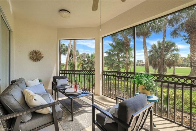 3970 Deer Crossing CT # 106, Naples, FL 34114