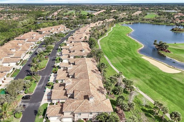 3970 Deer Crossing CT # 106, Naples, FL 34114