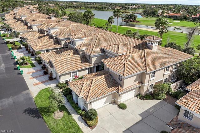 3970 Deer Crossing CT # 106, Naples, FL 34114