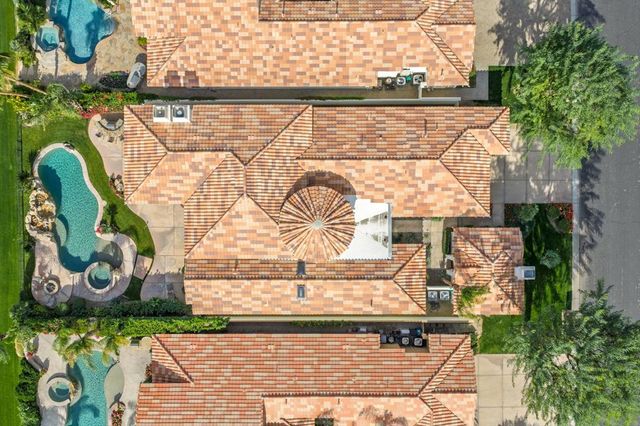 49559 ViA Conquistador, La Quinta, CA 92253