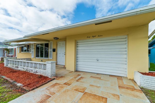 4812 NW 49th Drive, Tamarac, FL 33319