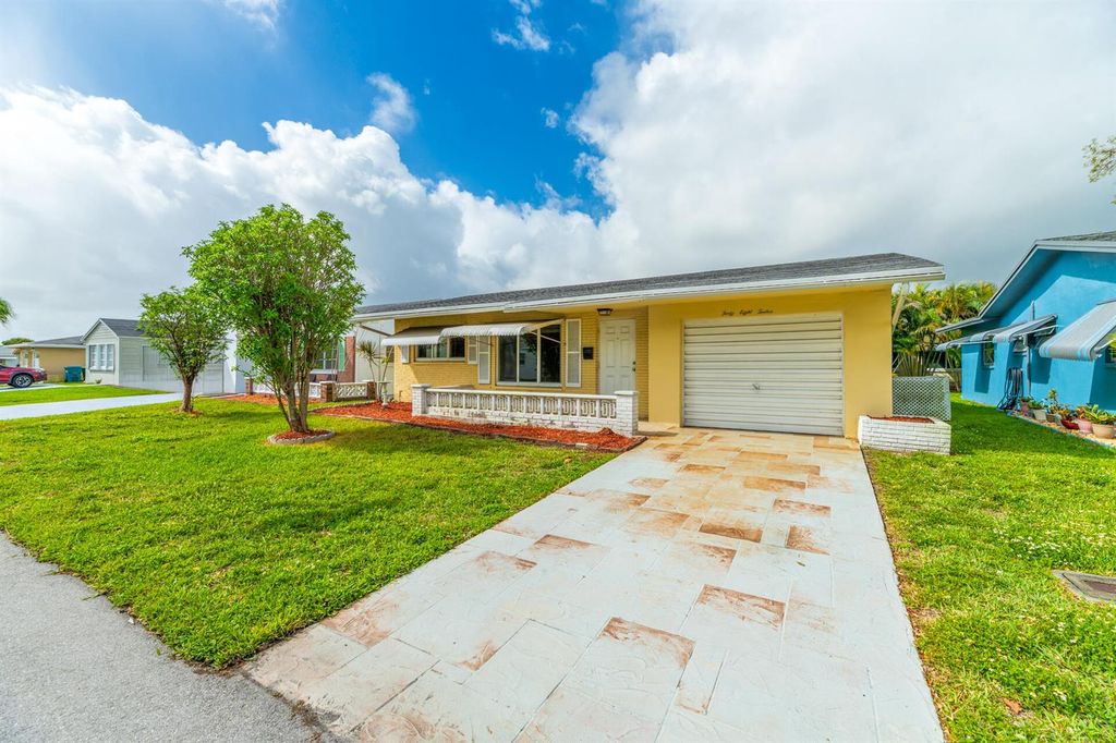 4812 NW 49th Drive, Tamarac, FL 33319