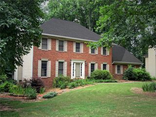11205 Wilshire Chase Drive, Johns Creek, GA 30097