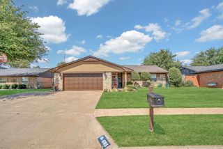 605 Comanche Trail, Altus, OK 73521