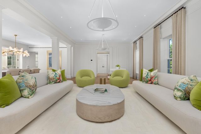 991 N Lake Way, Palm Beach, FL 33480