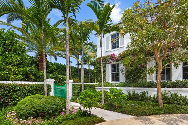 991 N Lake Way, Palm Beach, FL 33480