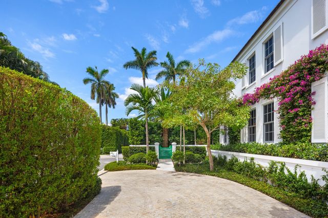 991 N Lake Way, Palm Beach, FL 33480