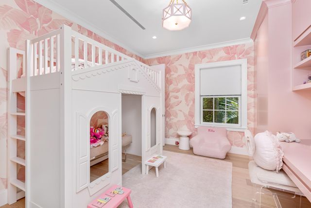 991 N Lake Way, Palm Beach, FL 33480