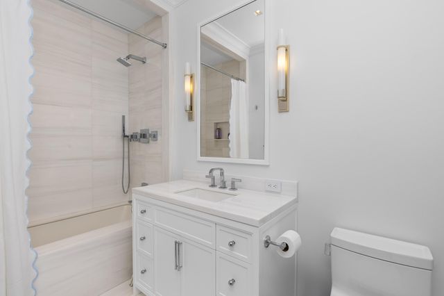991 N Lake Way, Palm Beach, FL 33480