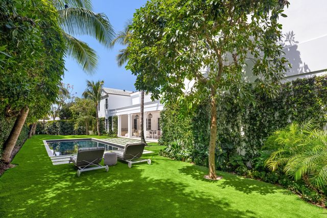991 N Lake Way, Palm Beach, FL 33480