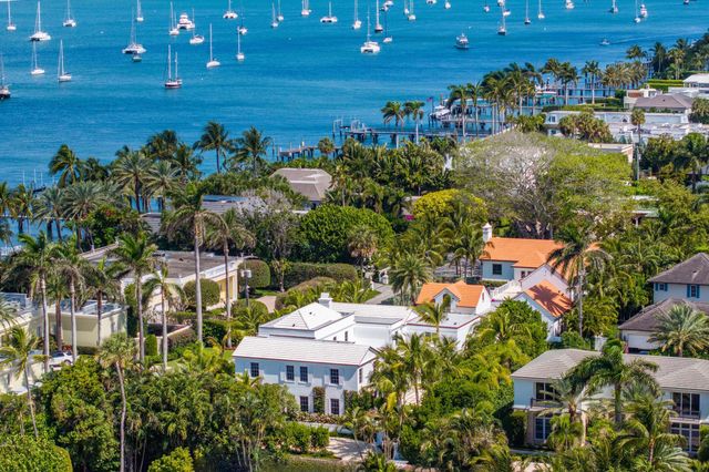 991 N Lake Way, Palm Beach, FL 33480