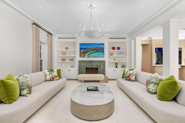 991 N Lake Way, Palm Beach, FL 33480