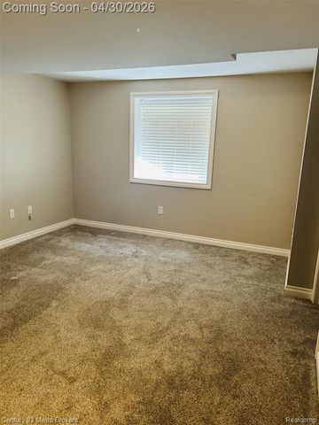 4467 Cross Creek Boulevard, Burton, MI 48509