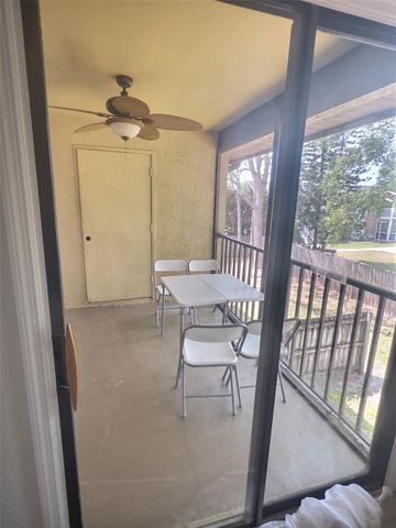 10100 N SAILWINDS BOULEVARD N 202, Largo, FL 33773