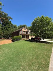 180 Village Green Court SW A, Lilburn, GA 30047