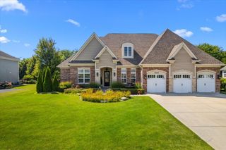 4565 Greywood Drive, St. Charles, IL 60175