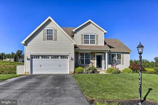 204 JOSHUA DR, Hanover, PA 17331
