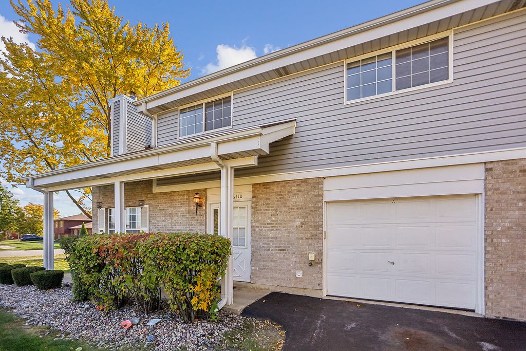 16410 Brementowne Road, Tinley Park, IL 60477