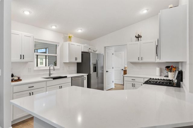 7427 MUNDAY LANE, The Villages, FL 34762