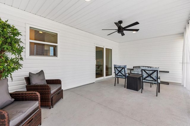 7427 MUNDAY LANE, The Villages, FL 34762