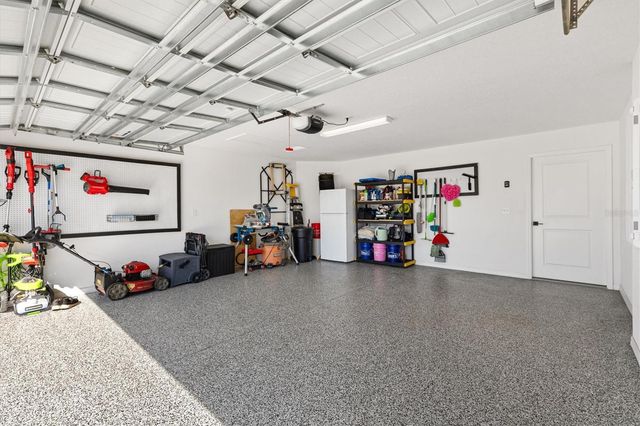 7427 MUNDAY LANE, The Villages, FL 34762