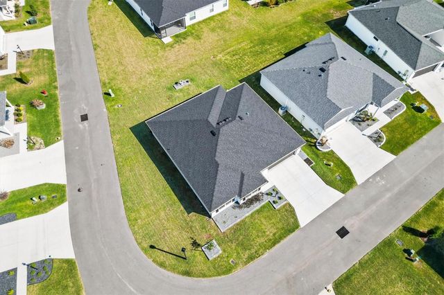 7427 MUNDAY LANE, The Villages, FL 34762