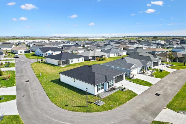 7427 MUNDAY LANE, The Villages, FL 34762