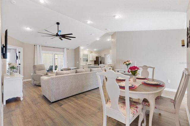 7427 MUNDAY LANE, The Villages, FL 34762