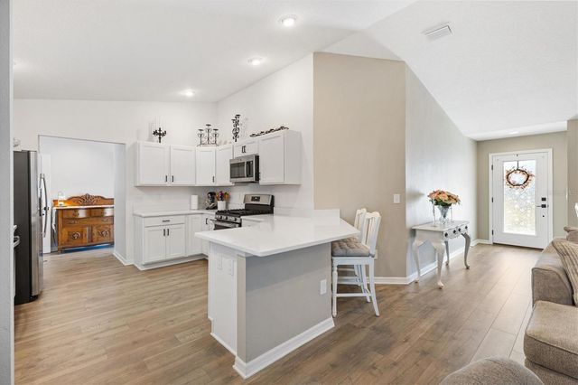 7427 MUNDAY LANE, The Villages, FL 34762